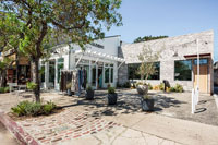 Exterior Commercial 4